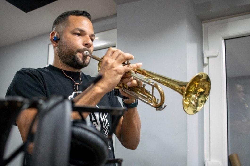 The Jammin House — músicos en escena